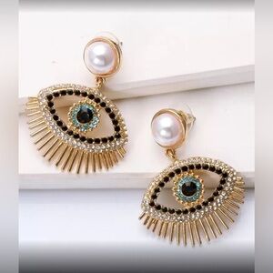 ✨NEW Elegant Gold and Black Eye Earrings